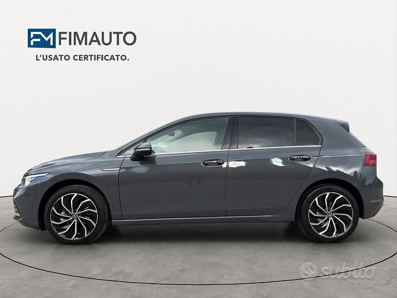 Usata VW Golf VIII Style 116 CV (85 kW) 2022 Grigio Berlina