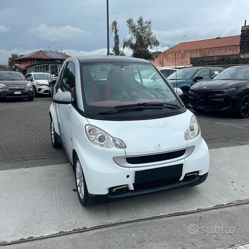 Usata Smart ForTwo Coupé Passion 45 CV (33 kW) 2009 Bianco Coupé