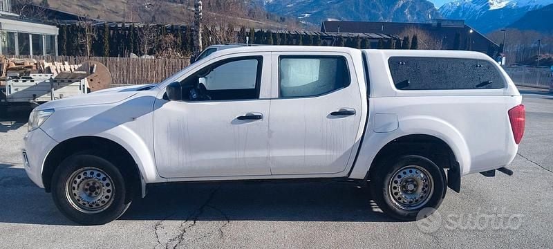 Usata Nissan Navara 163 CV (119 kW) 2020 Bianco Pick-up