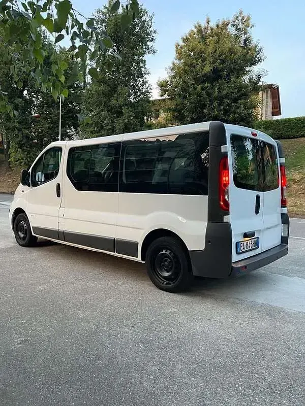 Usata Opel Vivaro-e Combi 121 CV (88 kW) 2023 Monovolume