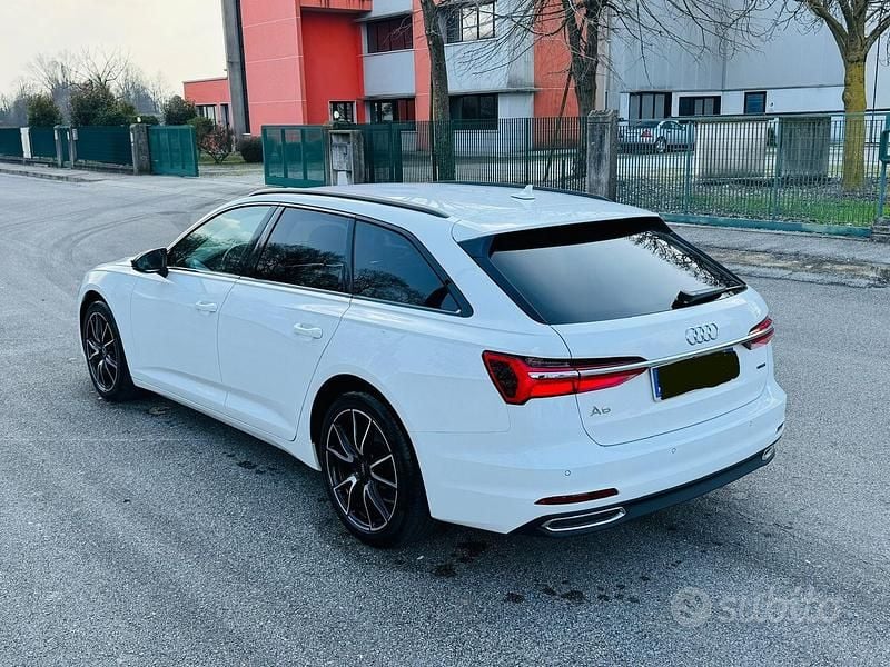 Usata Audi A6 204 CV (150 kW) 2022 Bianco Station wagon