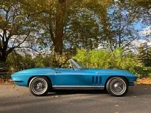 Usata Chevrolet Corvette Stingray 349 CV (256 kW) 1966 Blu Cabrio