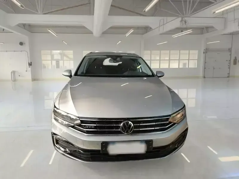 Usata VW Passat GTE 156 CV (114 kW) 2021 Station wagon
