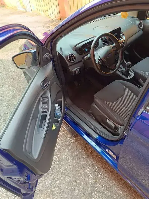 Usata Ford Ka Plus Ultimate 86 CV (63 kW) 2019 Blu/azzurro Utilitaria