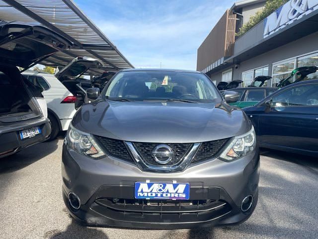 Usata Nissan Qashqai Visia 131 CV (96 kW) 2014 Grigio scuro SUV