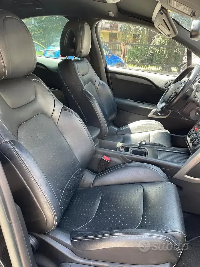 Usata Citroën DS4 115 CV (84 kW) 2013 Nero Utilitaria