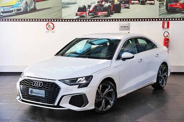 Usata Audi A3 e-tron S-Line 2022 Bianco Utilitaria
