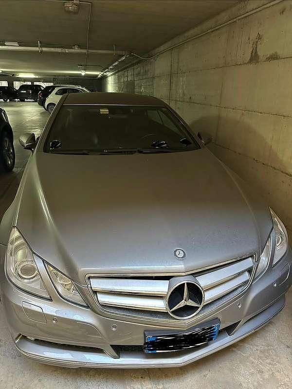 Usata Mercedes 350 231 CV (169 kW) 2009 Argento Coupé