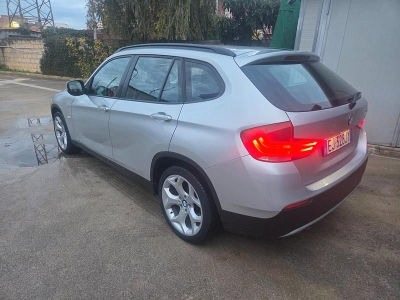 Usata BMW X1 142 CV (104 kW) 2011 Argento SUV