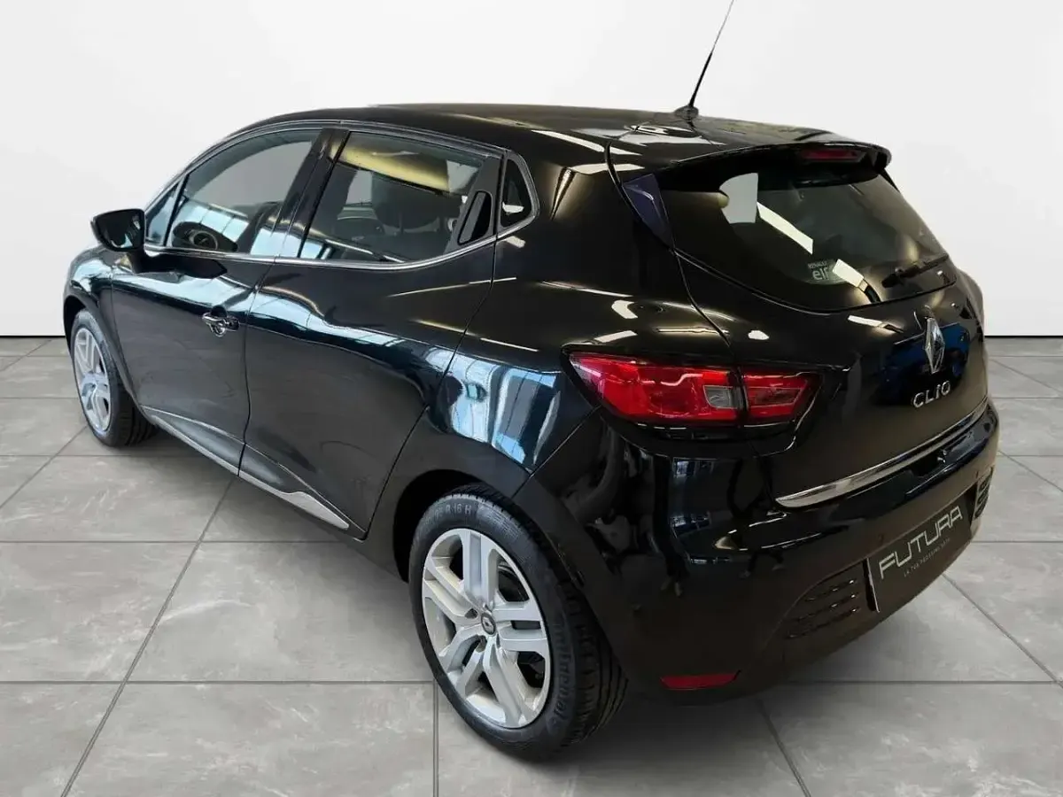 Usata Renault Clio IV 75 CV (55 kW) 2018 Nero etoile Berlina