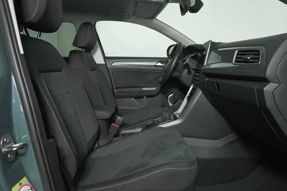 Usata VW T-Roc Style 110 CV (80 kW) 2023 SUV