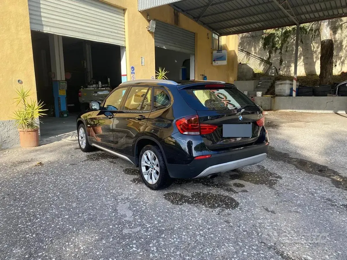 Usata BMW X1 177 CV (130 kW) 2009 Nero SUV