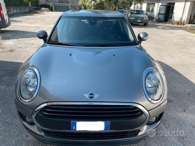 Grigio Usata 2017 Mini One D Clubman Station wagon | 11.450 € (Buon prezzo) - Immagine 1/4