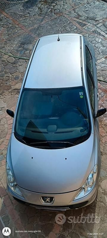 Usata Peugeot 307 109 CV (80 kW) 2006 Grigio Berlina