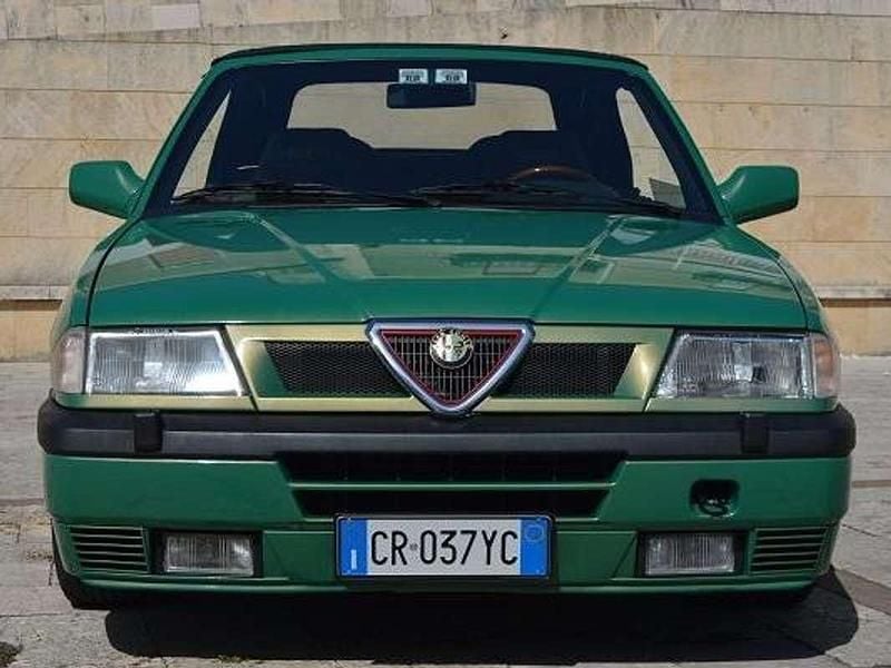 Usata Alfa Romeo 33 Quadrifoglio Verde 129 CV (94 kW) 1993 Verde Cabrio