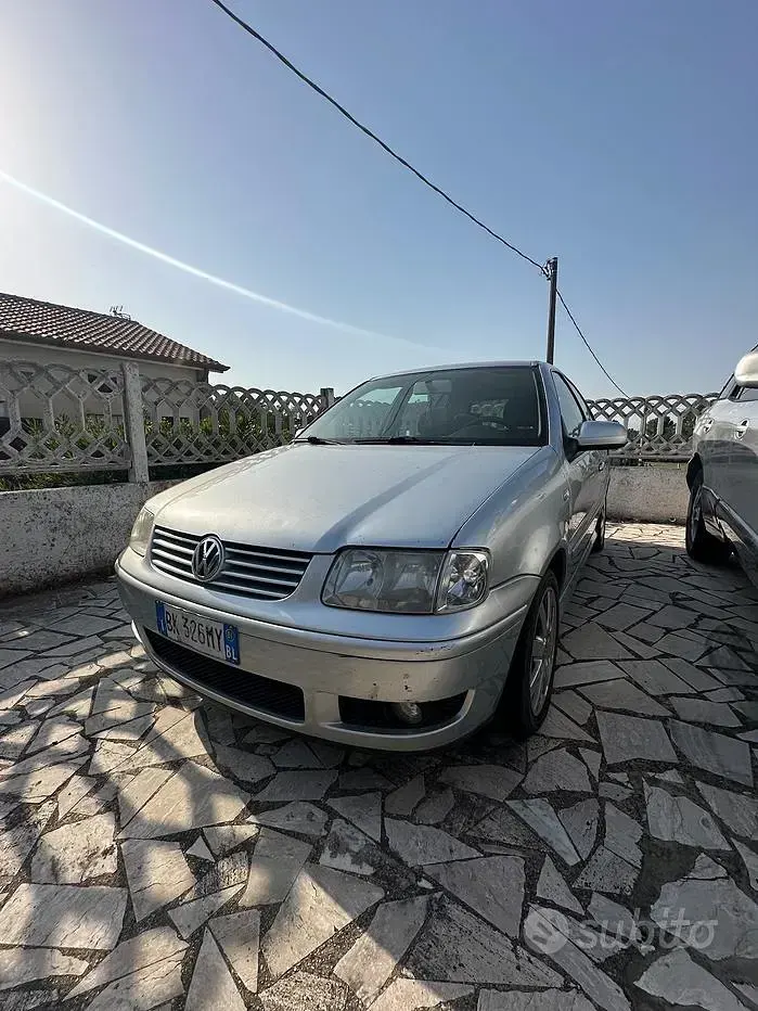 Usata VW Polo Comfortline 75 CV (55 kW) 2001 Berlina