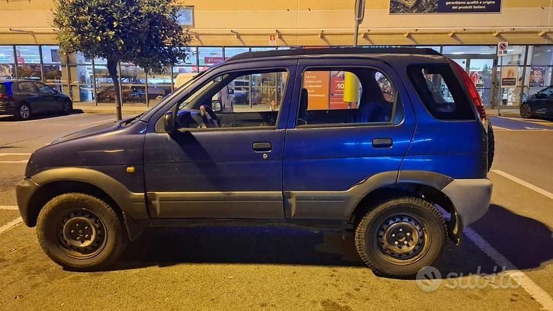 Usata Daihatsu Terios 2005 Blu SUV