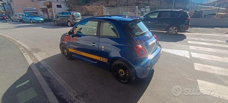 Usata Abarth 595 Pista 160 CV (117 kW) 2020 Blu Berlina