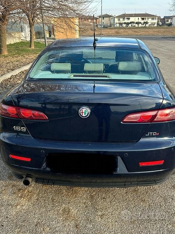 Usata Alfa Romeo 159 149 CV (109 kW) 2006 Blu Berlina