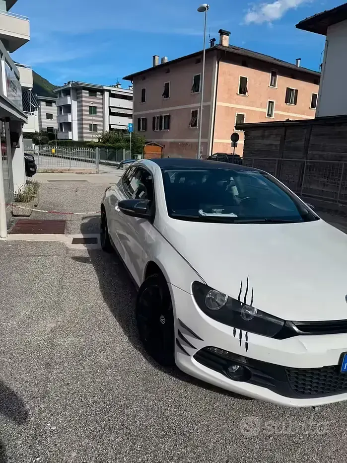 Usata VW Scirocco 122 CV (89 kW) 2011 Bianco Coupé
