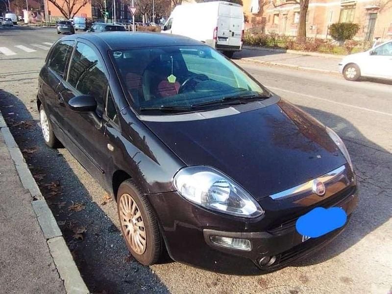 Usata Fiat Punto Evo Dynamic 77 CV (56 kW) 2010 Nero Utilitaria
