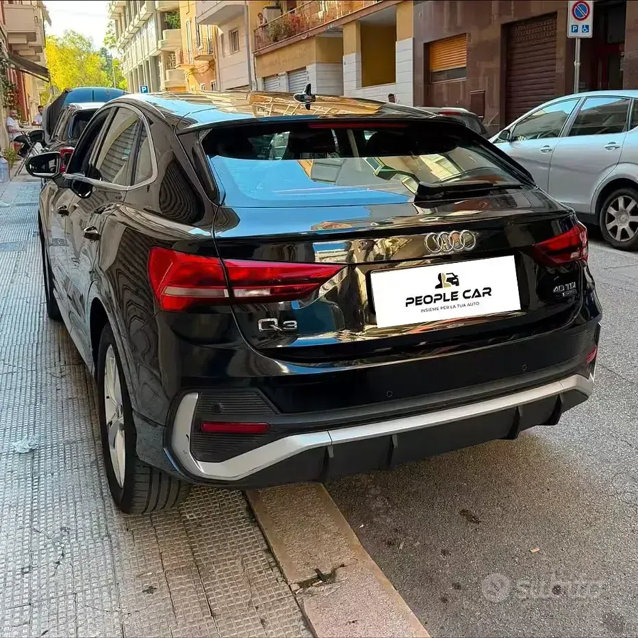 Usata Audi Q3 Sportback S-Line 200 CV (147 kW) 2024 Nero SUV