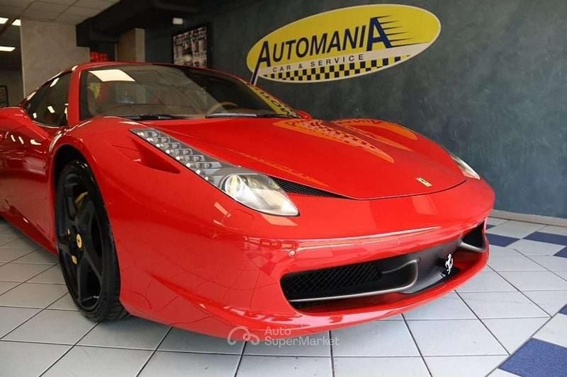 Usata Ferrari 458 600 CV (441 kW) 2015 Rosso Cabrio