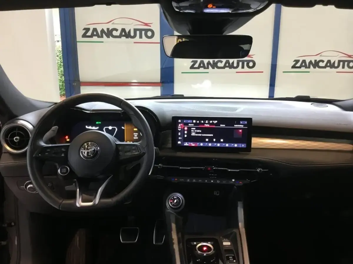 Usata Alfa Romeo Tonale Veloce 160 CV (117 kW) 2025 Grigio SUV