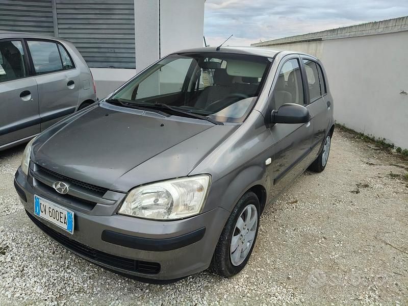 Grigio Usata 2003 Hyundai Atos Due volumi | 2300 € - Immagine 1/4