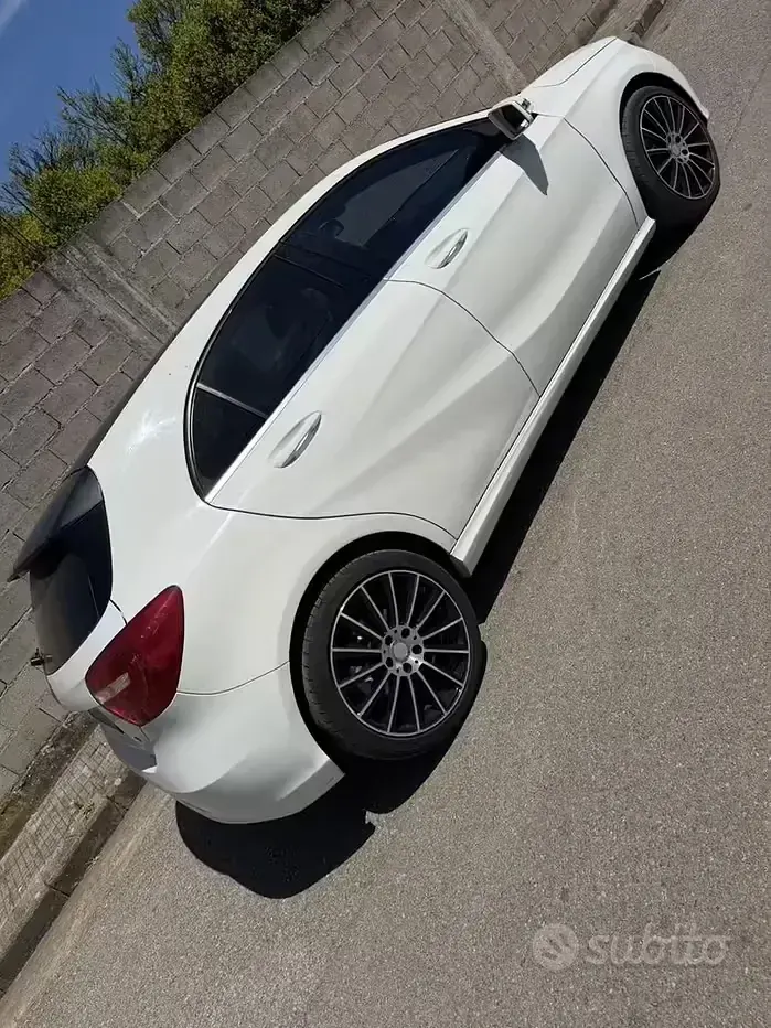 Occasion Mercedes A200 136 ch (100 kW) 2015 Blanc Berline