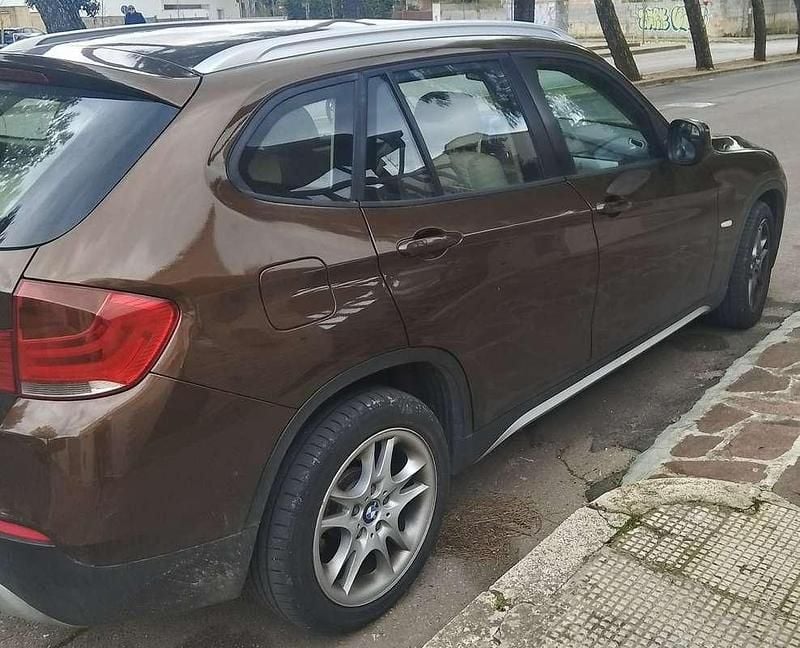 Usata BMW X1 143 CV (105 kW) 2011 SUV