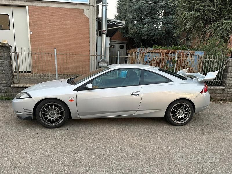Usata Ford Cougar 170 CV (125 kW) 1999 Grigio Coupé