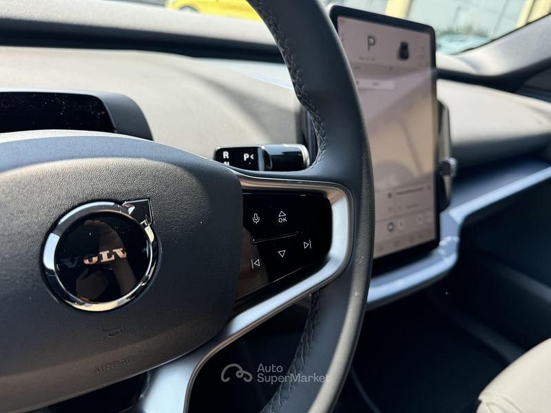 Nuova Volvo EX30 Core 200 kW (272 CV) 2026 Vapour grey SUV