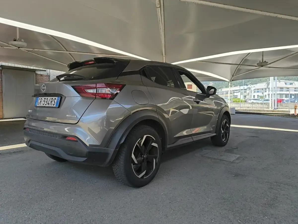 Usata Nissan Juke Tekna 94 CV (69 kW) 2023 Grigio SUV