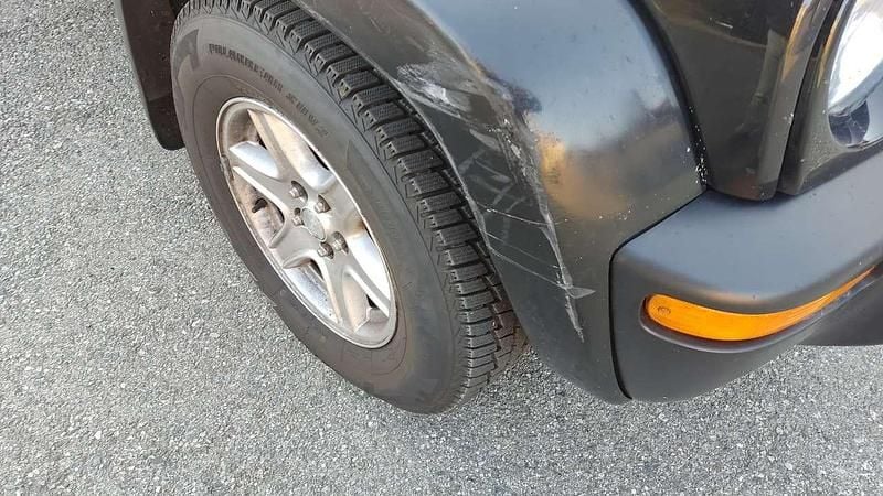 Second-hand Jeep Cherokee Limited 150 CP (110 kW) 2003 Negru SUV