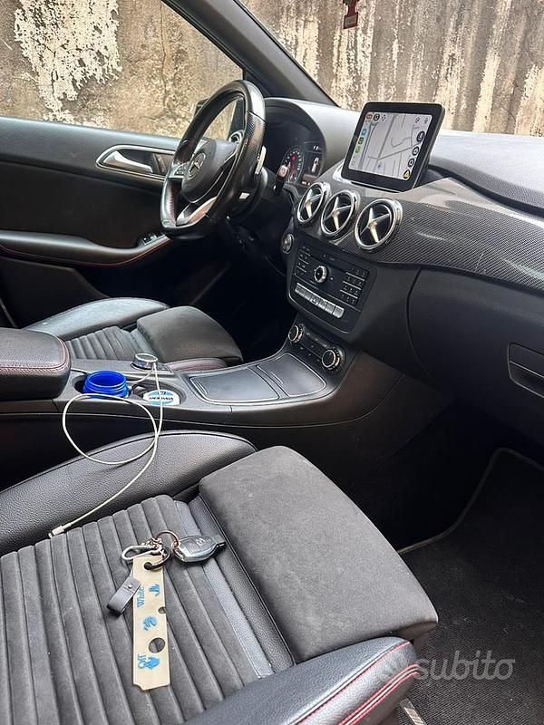 Usata Mercedes B180 Premium 2018 Bianco Utilitaria