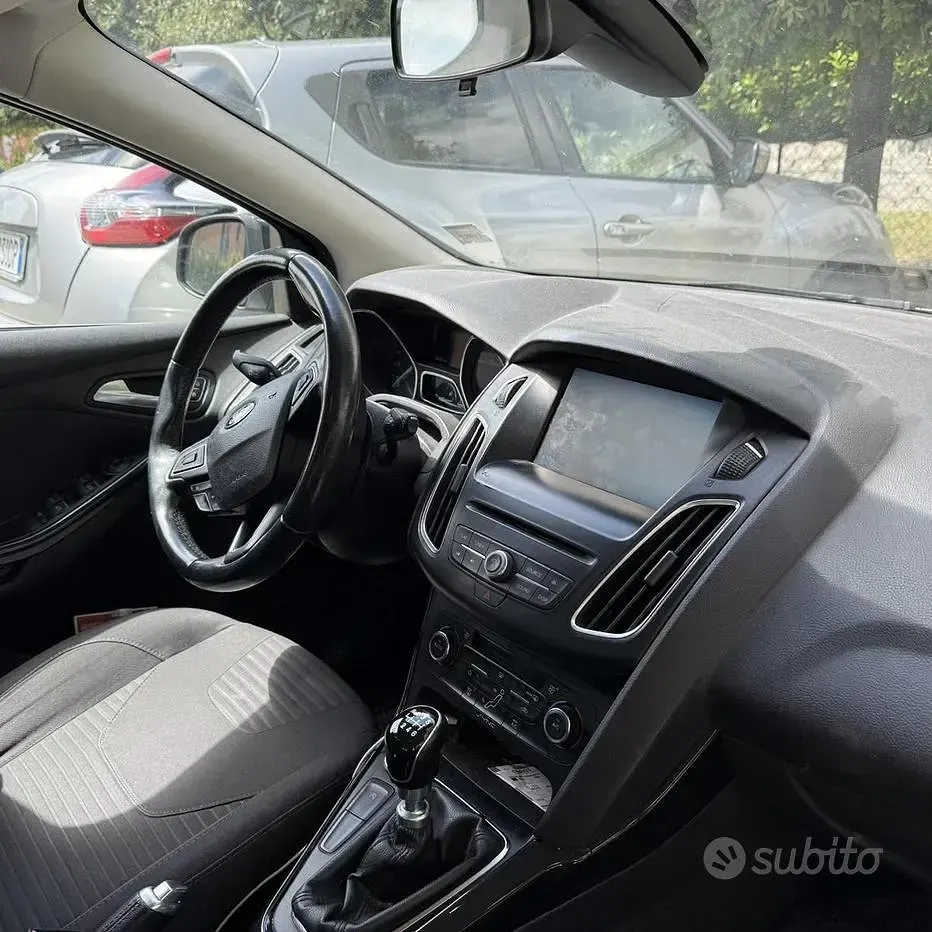 Usata Ford Focus 120 CV (88 kW) 2015 Station wagon