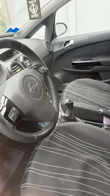 Usata Opel Corsa Club 80 CV (58 kW) 2010 Utilitaria