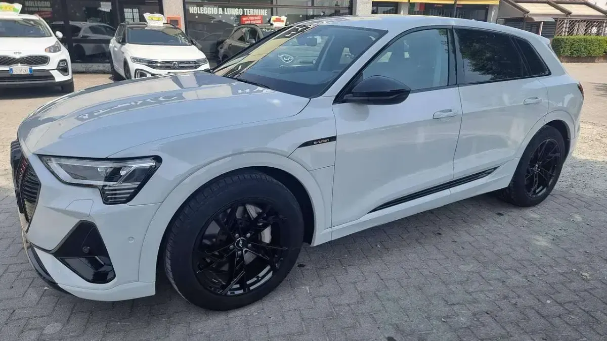 Usata Audi e-tron S-Line 158 kW (215 CV) 2020 Bianco SUV