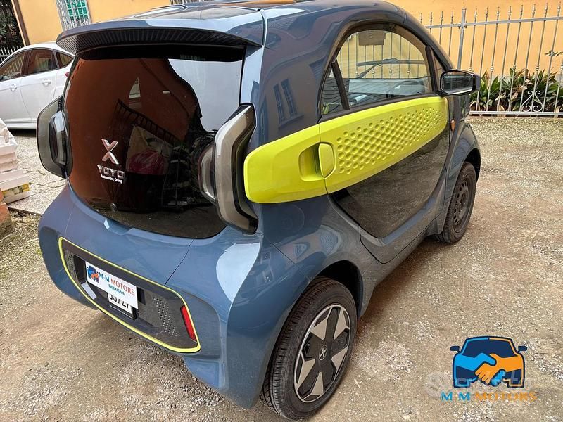 Usata XEV Yoyo 2024 Blu Utilitaria
