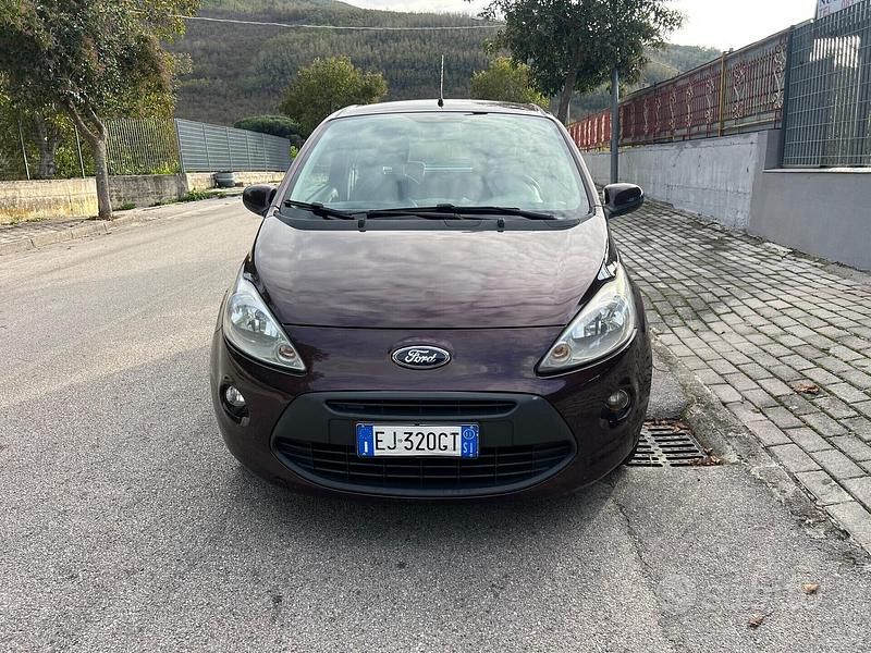 Usata Ford Ka Titanium 75 CV (55 kW) 2011 Nero Berlina
