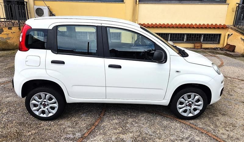 Usata Fiat Panda Lounge 84 CV (61 kW) 2018 Bianco Utilitaria