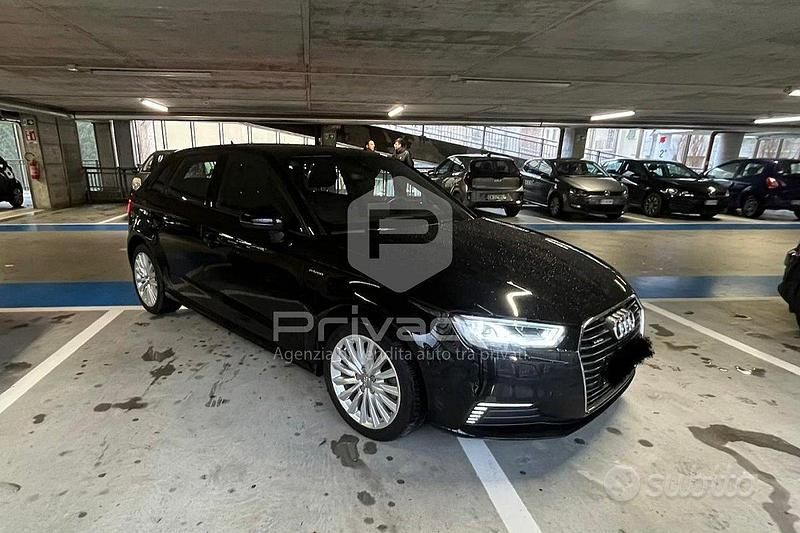 Usata Audi A3 Sportback Comfort 150 CV (110 kW) 2017 Nero Utilitaria