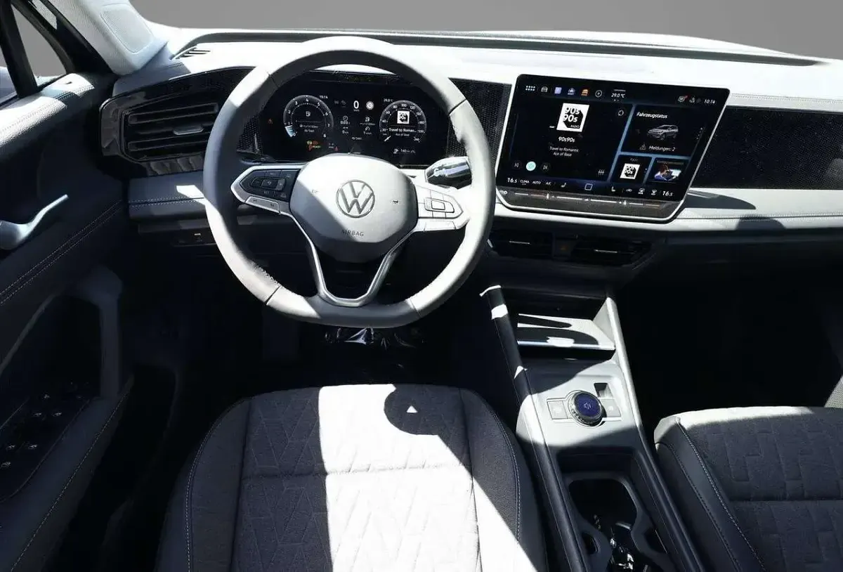 Nuova VW Tiguan Life 150 CV (110 kW) 2026 Nightshade blue SUV