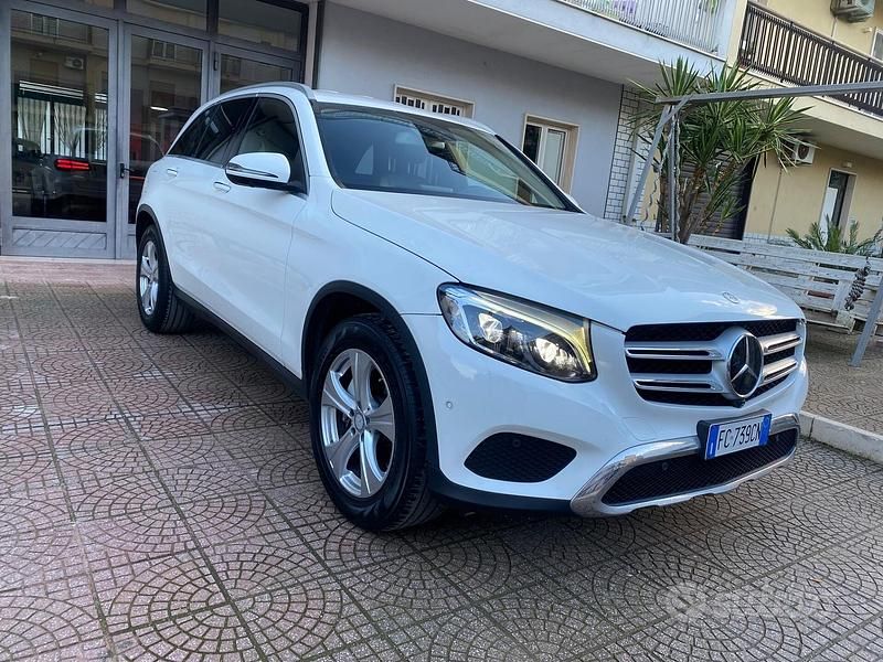 Usata Mercedes GLC250 Executive 204 CV (150 kW) 2016 Bianco SUV