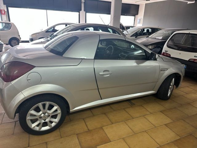 Usato 2007 Opel Tigra 1.2 Diesel 69 CV (2.999 €)