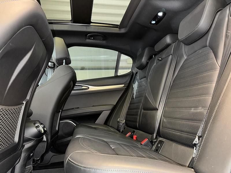 Usata Alfa Romeo Stelvio Veloce 210 CV (154 kW) 2021 Rosso SUV