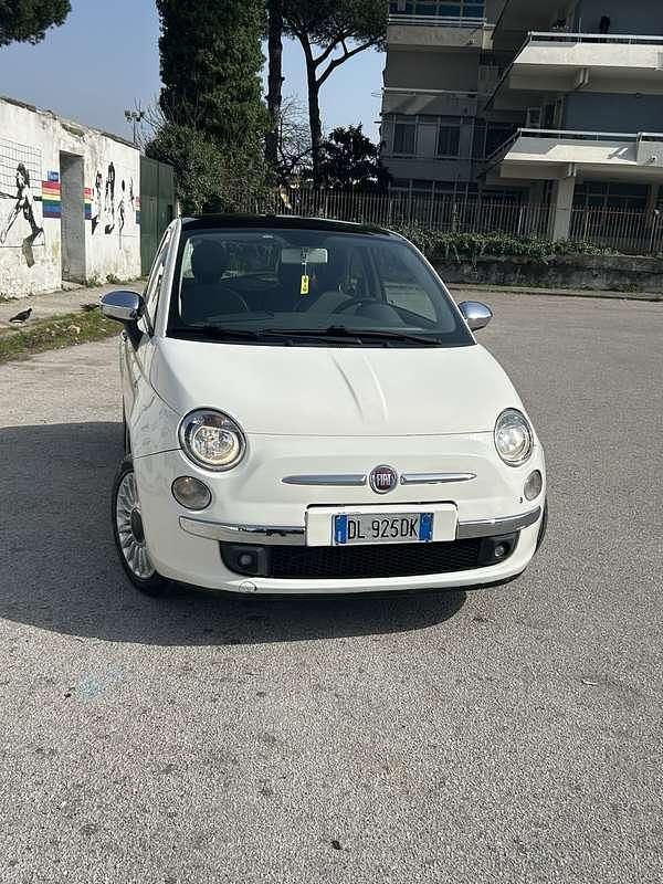 Usata Fiat 500 Lounge 75 CV (55 kW) 2007 Bianco Utilitaria
