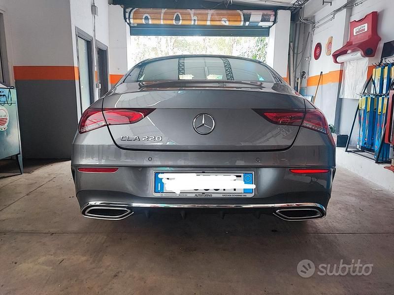 Usata Mercedes CLA220 AMG line 190 CV (139 kW) 2019 Grigio Berlina