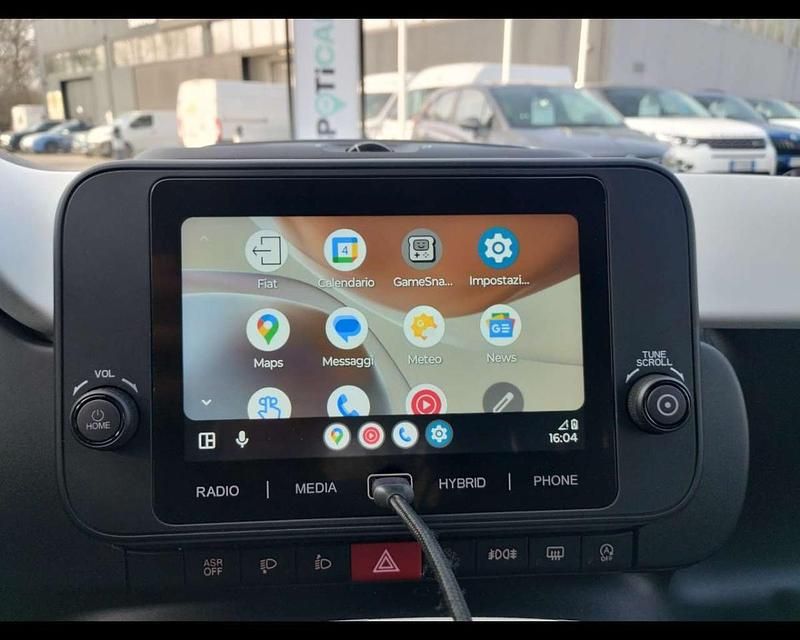 Begagnad Fiat Panda Cross Cross 69 HK (50 kW) 2025 Vit Halvkombi